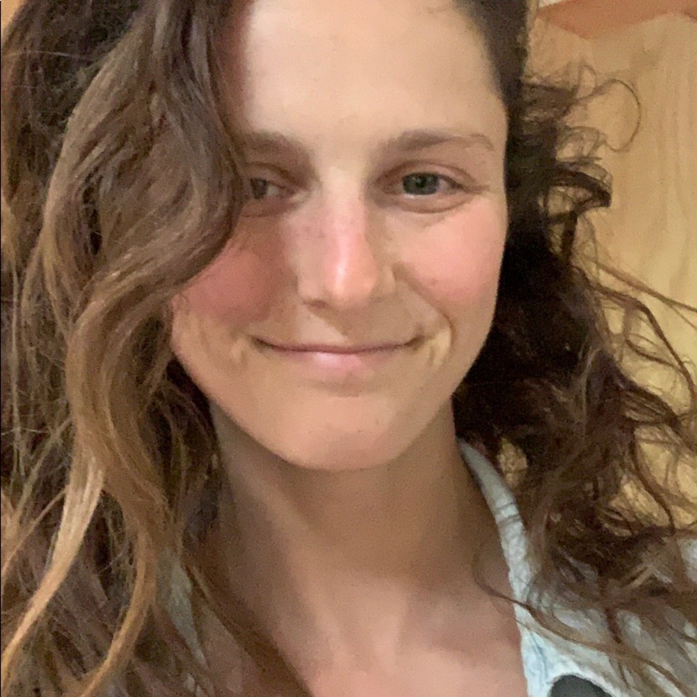 Meet your Posher, Steph